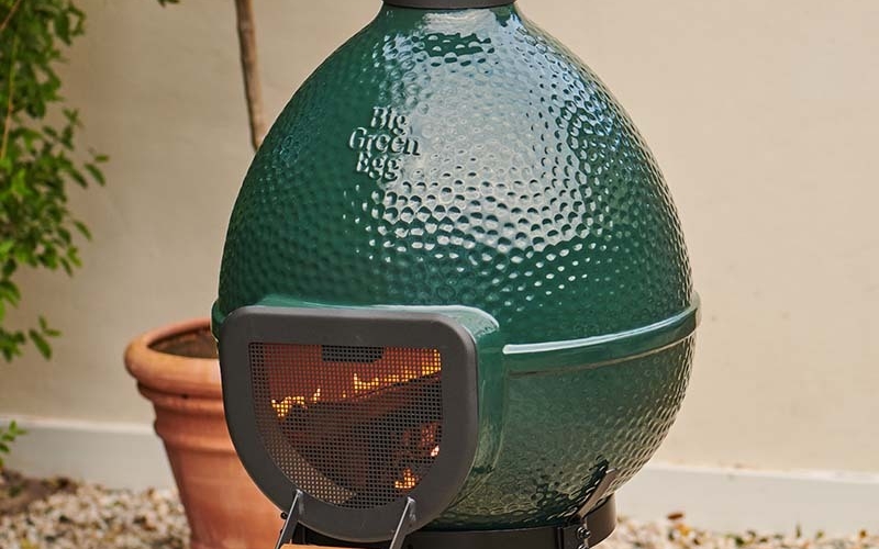 Modell Big Green Egg Chiminea